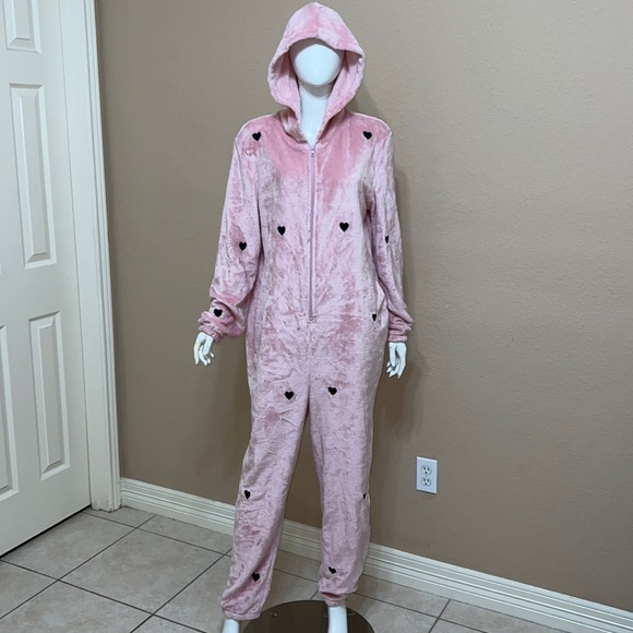 PINK Victoria's Secret Other - PINK VS Teddy Sherpa Onsie M/L